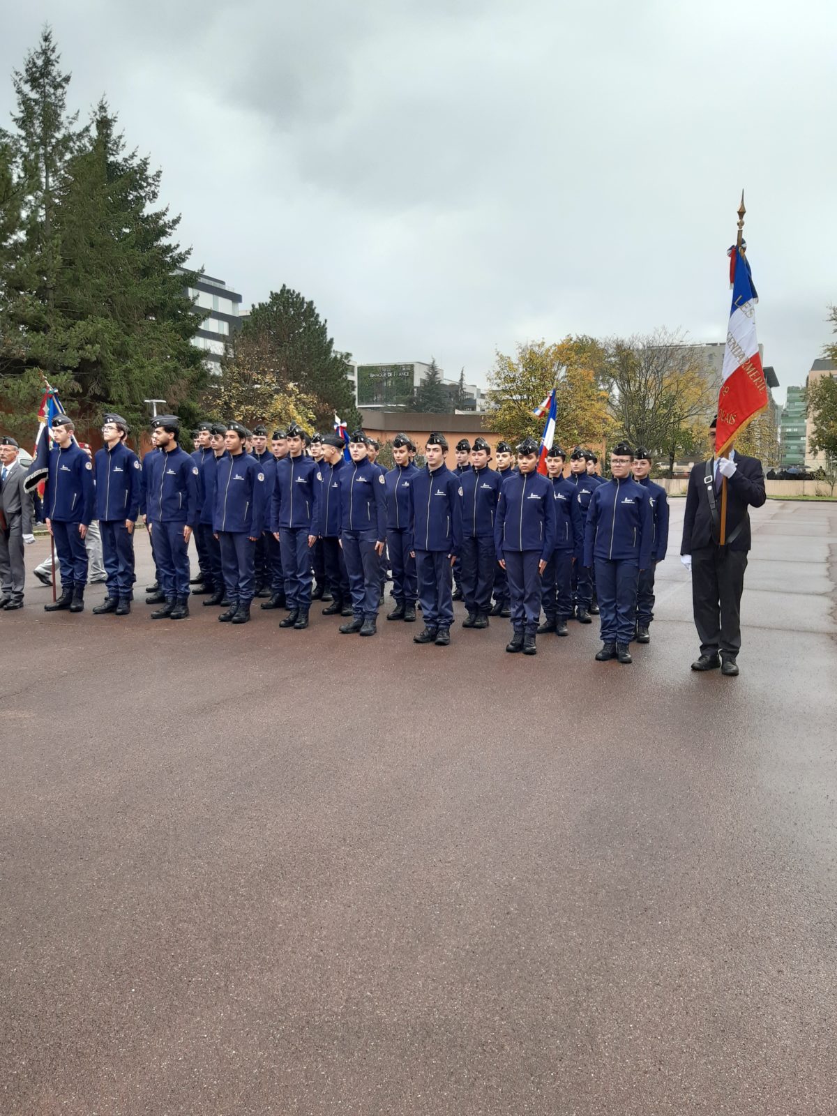 LES CADETS DE LA GENDARMERIE - Sathonay-Village