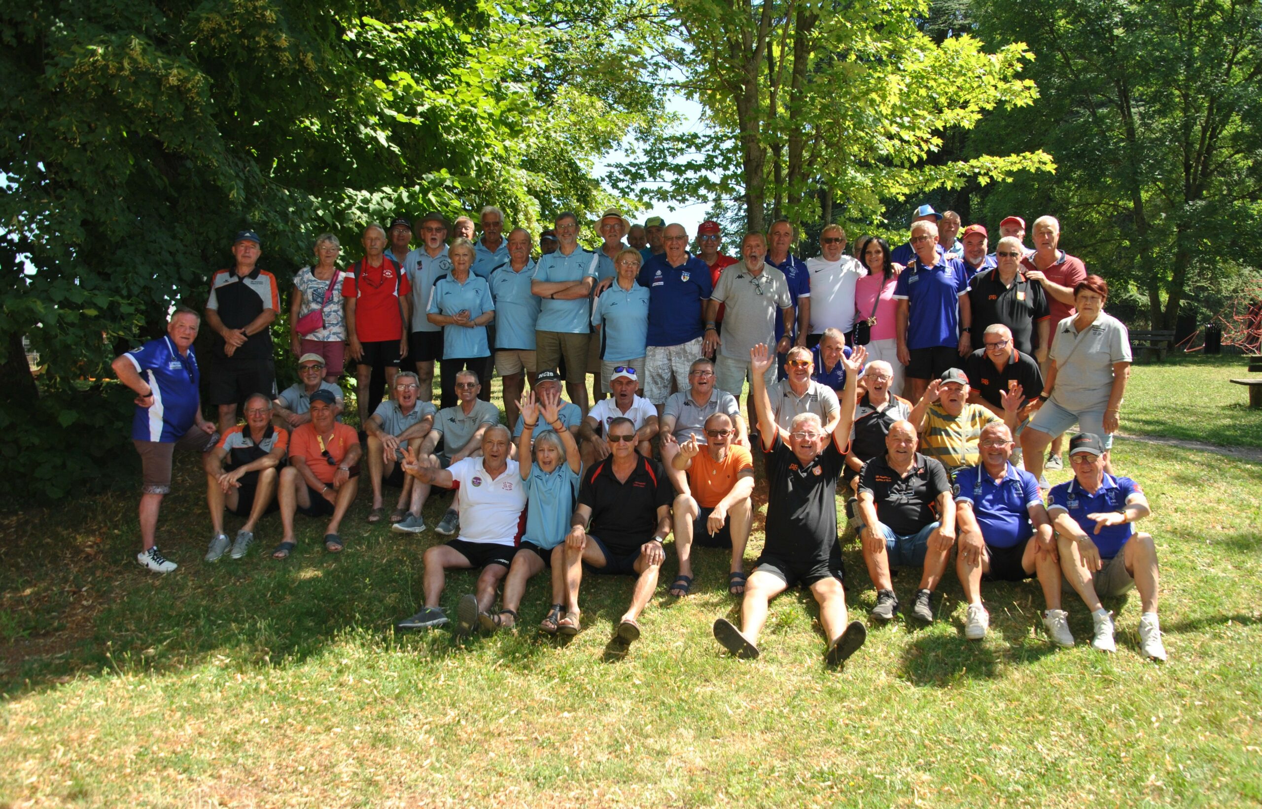 Association « Boule de la Gaieté » à Sathonay-Village. Association "Boule de la Gaieté" à Sathonay-Village.